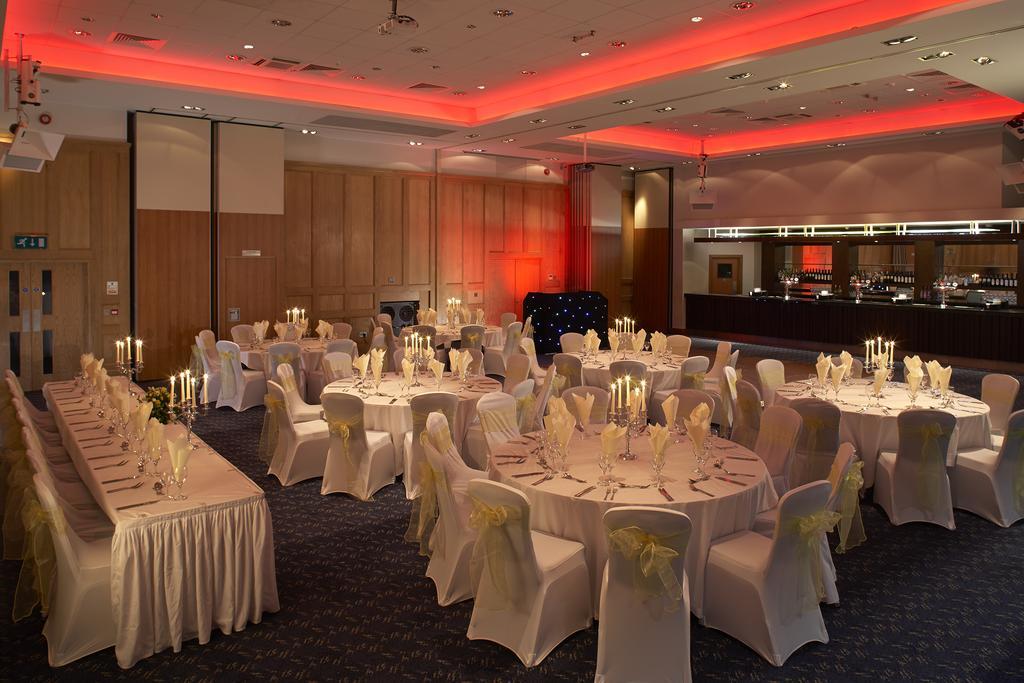 Mandolay Hotel Гилдфорд Екстериор снимка