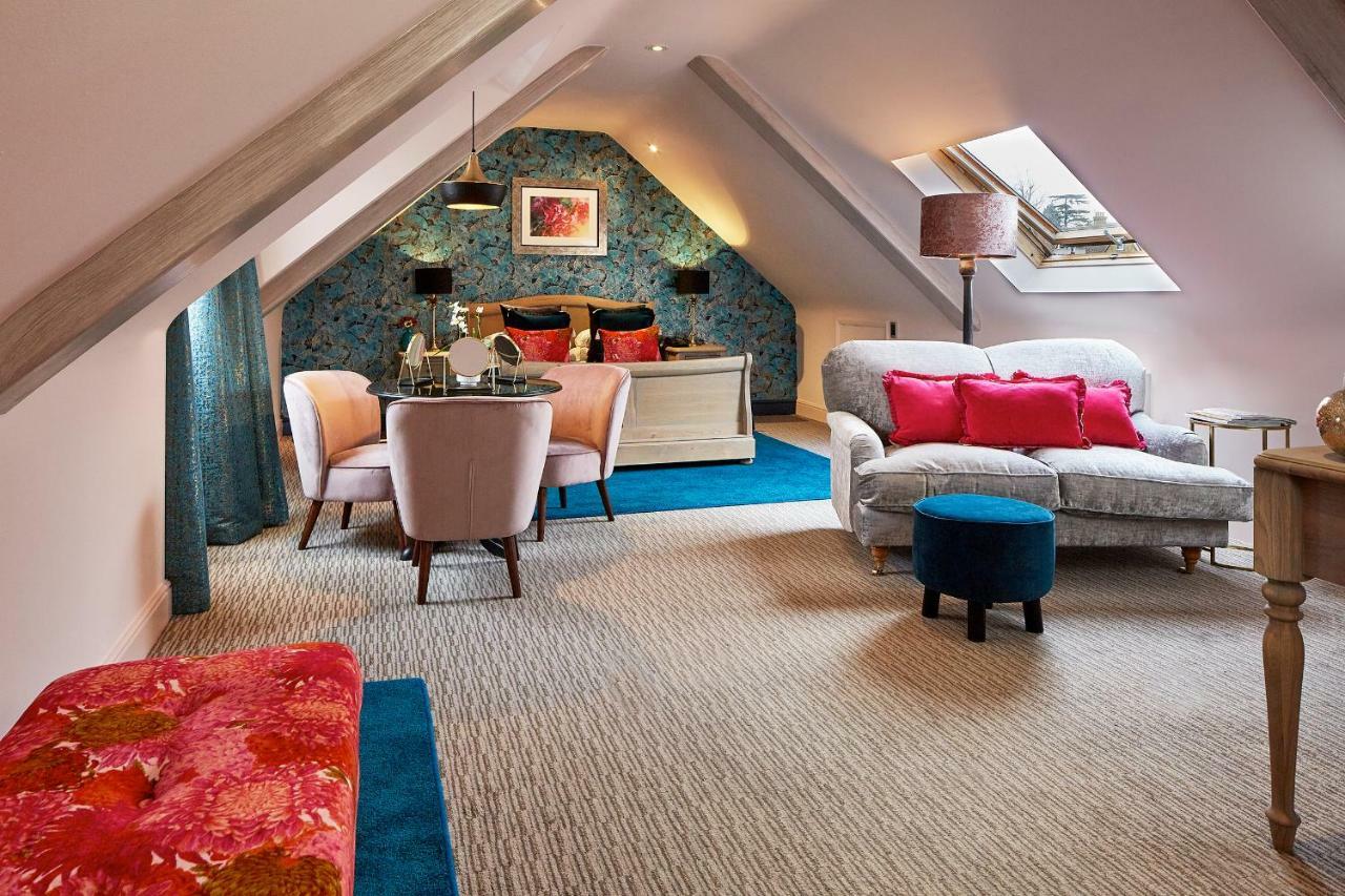Mandolay Hotel Гилдфорд Екстериор снимка
